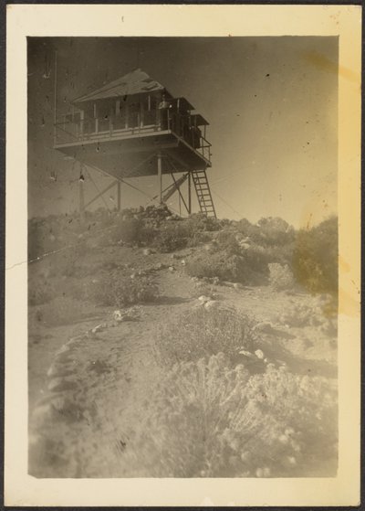 [Vagttårn i landskab] af Louis Fleckenstein