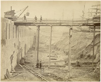 Opførelse af det udvidede Limehouse Basin, London, maj 1869 af Lucas and Tuck