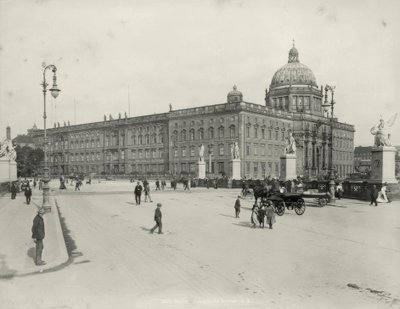 Berlin, bypalads af Lucien Levy