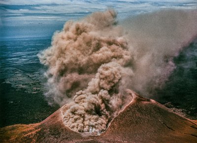 Vulkanen Momotombo i Nicaragua af Luis Marden