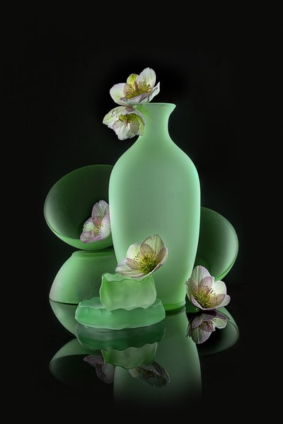 Elegant grønt blomstermotiv af Lydia Jacobs