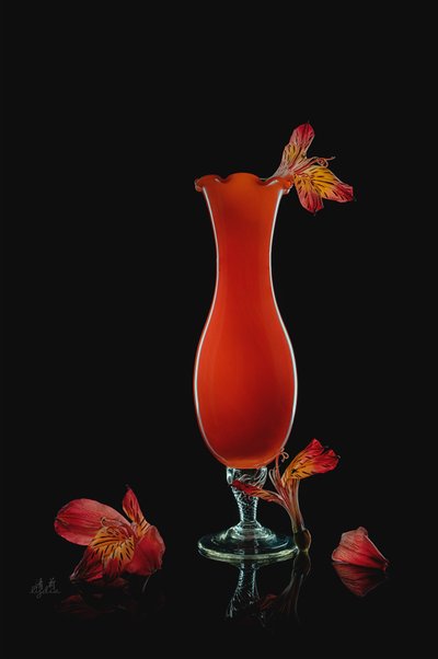 Livligt stilleben med alstroemeria af Lydia Jacobs