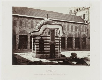 Udsigt på de achthoekige koepel på den indendørsplads af de grote Moskee i Damaskus (Syrien/Octagonal kuppel i gården til Den Store Moske - Damaskus) Gammel arkitektur: Egypten, Grækenland, Lilleasien: Fotoalbum (serietitel) af Maison Bonfils