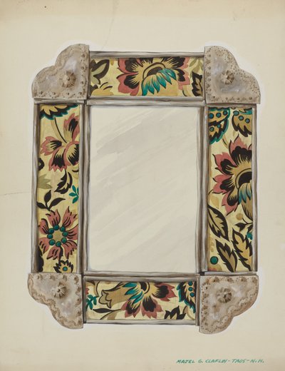 Spejl, indrammet med tapetpaneler, afgrænset i tin, ca. 1938. af Majel G. Claflin