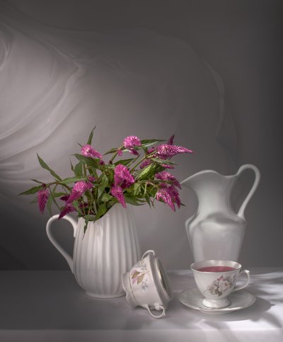 Elegante blomster til te-tid af Margareth Perfoncio