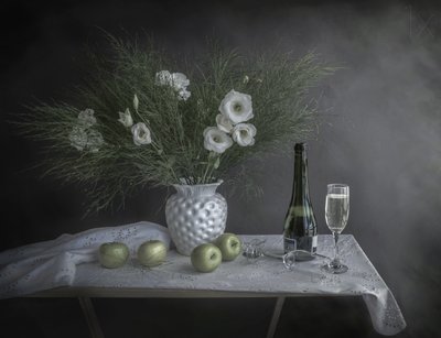Blomster og champagne af Margareth Perfoncio