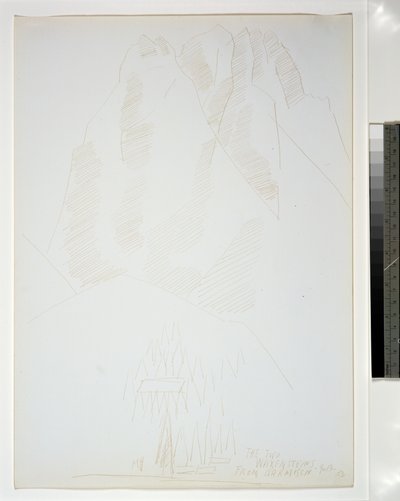 Bjerglandskab med bygninger og træer i forgrunden af Marsden Hartley