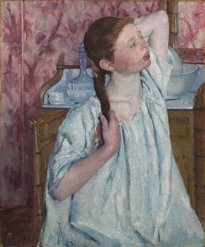 Pige arrangerer sit hår af Mary Stevenson Cassatt