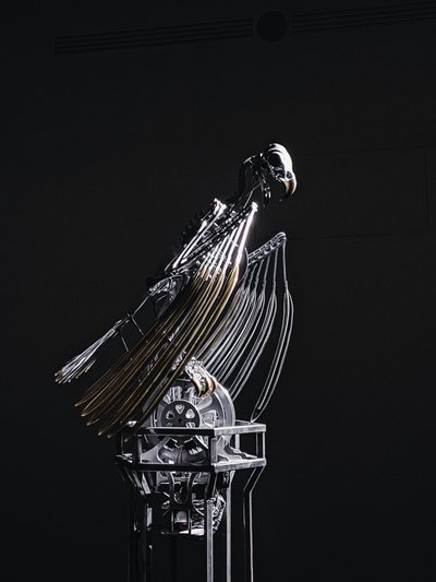 The Nerve Rack, 2019 (Acetal, Akryl, Aluminium, Messing, Elektriske kredsløb, Maling, PVC, Harpiks, Servomotorer, Stål) af Mat Collishaw