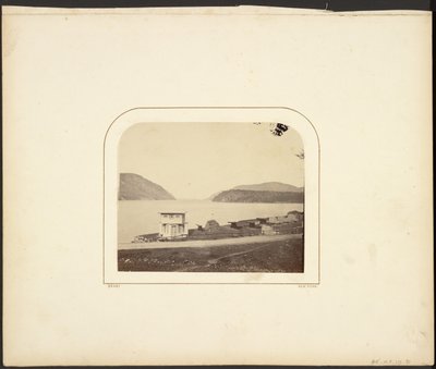 [Landskab med kanoner] af Mathew B. Brady