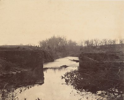 Ruinerne af Stone Bridge - Bull Run, 1862. af Mathew Brady