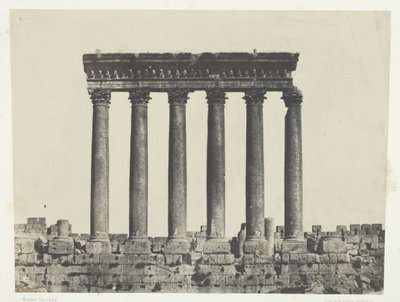 Baalbeck Heliopolis, Colonnade Of The Temple of the Sun, Syrien, 184951, trykt 1852. af Maxime Du Camp