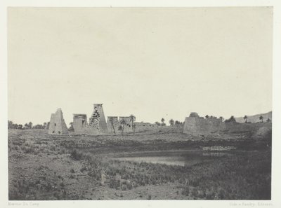 Karnak Palace, South Propylaea, Theben, 184951, trykt 1852. af Maxime Du Camp