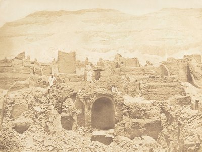 Ruinerne af en kristen by, ved Medinet-Habu Theben, 1849-50. af Maxime Du Camp
