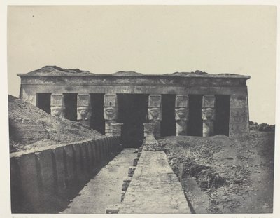 Generel udsigt, Denderas store tempel (Teutyres), Øvre Egypten af Maxime Du Camp
