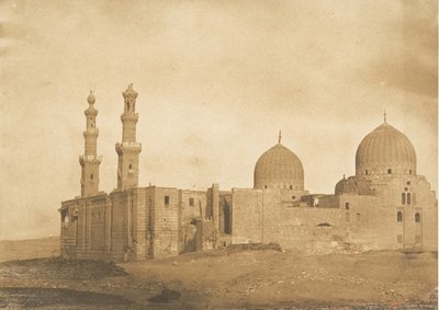 Generel visning af moskeen og graven af ​​Sultan Bezkouk, El-Melek..., december 1849-januar 1850. af Maxime Du Camp