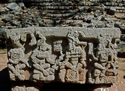 Alter Q med kroning af kongen af den opgående sol, 776 e.Kr af Mayan