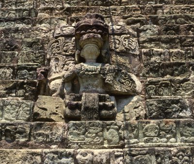Copan hieroglyfisk statue af Mayan