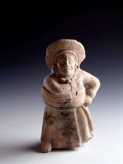 Statuette af antropomorfisk ler, der repræsenterer en boldspiller, har funktionen som et musikinstrument. fra St. Augustine Acasaguastlan El Progeso, Guatemala. Svag. 19x8,5 cm Guatemala, Nationalmuseet di af Mayan Mayan