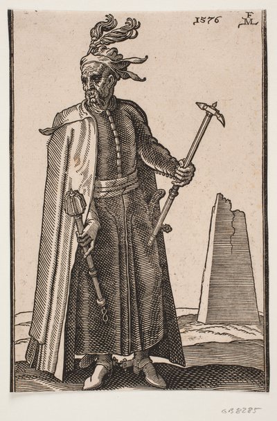 Stående, kappeklædt soldat, frontalt set; i h. nedaddrejede hånd en stridskølle, i v. en stridshammer; på hælene sporer af Melchior Lorck