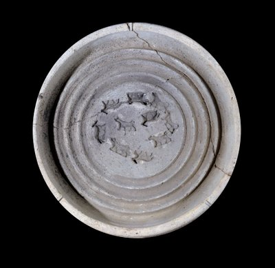 Mesopotamien: terracotta kop med dyr. 1750 f.Kr. Fra kongelige retter i Kong Zimri Lims palads i Mari. Paris, Louvre-museet af Mesopotamian