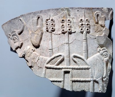 Mesopotamien: relief staldscene på et fragment af vase udskåret i stil med Uruk. Region Sumer. 3300 f.Kr. Paris, Louvre-museet af Mesopotamian School