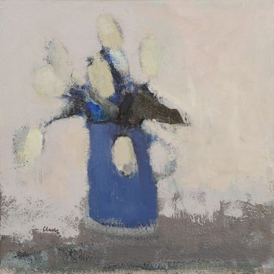 Hvide tulipaner blå kande, 2017 (olie på hør) af Michael (BACS) Clark