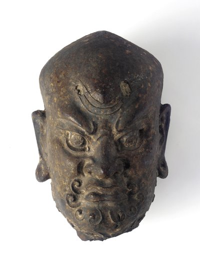Hoved af en guddom (jern) af Ming Dynasty Chinese School