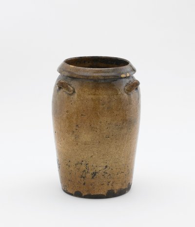 Krukke med tre lugs (stentøj med askeglasur) af Ming Dynasty Chinese School