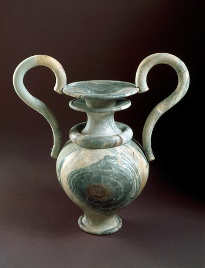 Minoisk kunst: vase med tilbedelse i marmor. 1450 f.Kr. Fra et lustralt bassin i Zakros, Kreta Dim. 79 cm Heraklion, nationalt arkæologisk museum - Minoisk kunst: kultamfora med volutterhåndtag af åremarmor, fra et lyst bassin ved Zakros, Kreta. 79 cm. 145 af Minoan