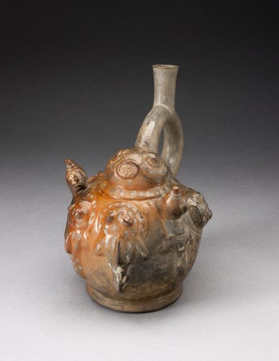 Stigbøjle tud fartøj med relief forestillende en fiskescene, 100 B.C.-A.D. 500 af Moche