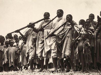 Building an Empire i den fascistiske tidsalder: Abessiniske musikere, 09/05/1936 (s/h foto) af Modestino Baldinetti