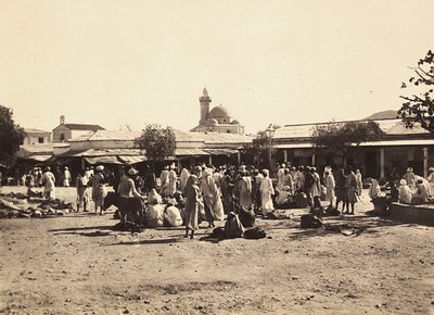 Opbygning af et imperium i den fascistiske tidsalder: markedspladsen i Cheren, 09/05/1936 (s/h foto) af Modestino Baldinetti