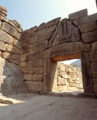 Udsigt over løvernes port i byen Mycenes, Grækenland af Mycenaean