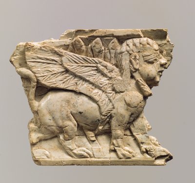 Møbelplade udskåret i relief med sfinx, ca. 9.-8. århundrede f.Kr. (elfenben) af Neo Assyrian