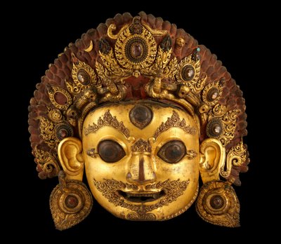 Leder af Bhairava, ca. 1500-tallet (malet forgyldt kobber og bjergkrystal) af Nepalese School