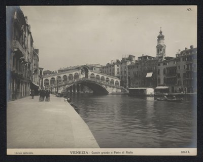 Udsigt over Rialtobroen i Venedig Venedig - Canale grande e Ponte di Rialto (titel på objektet) af Neue Photographische Gesellschaft
