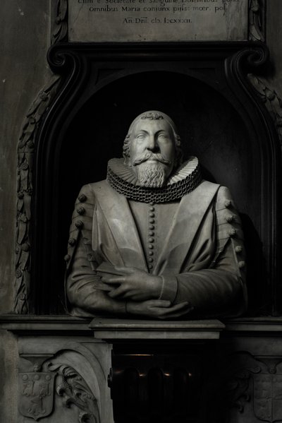 Mindesmærke for Hugo Barker, 1632 (marmor) af Nicholas Stone