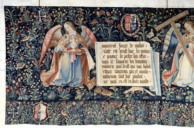 Ophængning af åbenbaringen (1373-1383), engle, der bærer lidenskabens instrumenter. Tapestry af Nicolas Bataille (1330-1405) af Nicolas Bataille