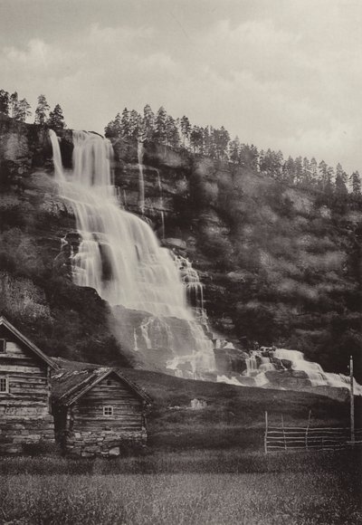 Tvindefos (s/h foto) af Norwegian Photographer