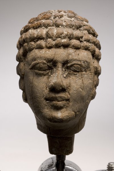 Hoved af en mand (træ) (se også 249003 & 249005-6) af Old Kingdom Egyptian
