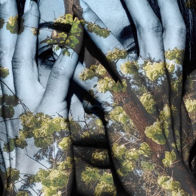 Maura, 2022 (digitale blandede medier) af Olivia Gozzano