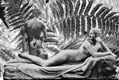 Statue ah 2019 (digital mixed media) af Olivia Gozzano