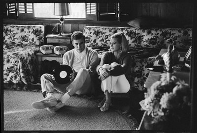 Burt Bacharach hjemme med Angie Dickinson af Orlando Suero