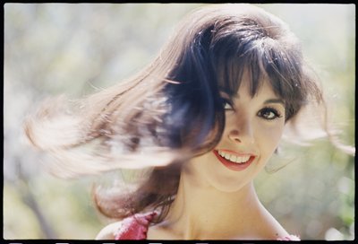 Marlo Thomas slår med håret af Orlando Suero