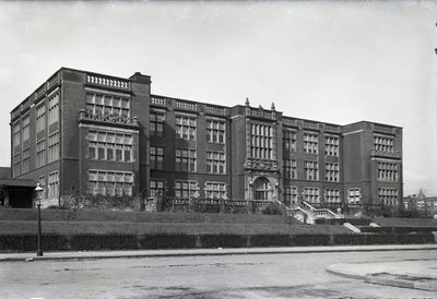 Teachers College, St. Louis af Oscar Kuehn