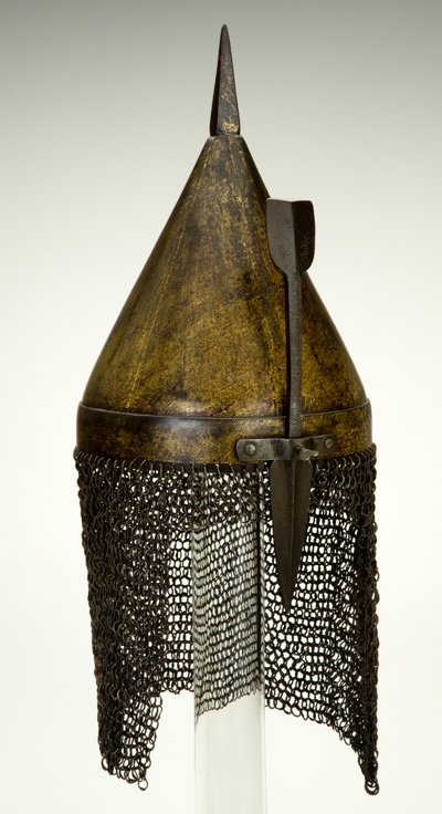 Hjelm, måske 1500-tallet, modificeret i 1800-tallet (russet jern med forgyldning) af Ottoman School