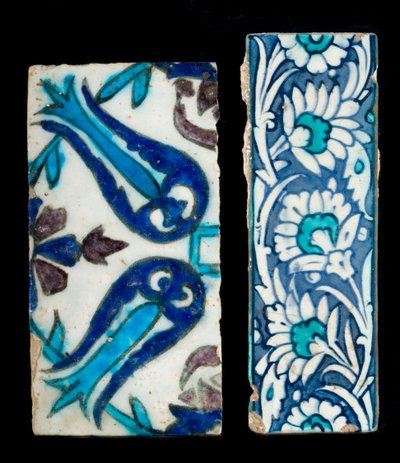 To 17. århundrede osmanniske Syrien keramiske fliser Fragmenter (keramik) af Ottoman School