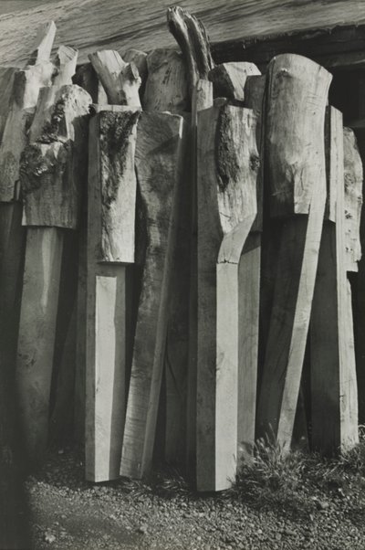 Totems, Gammelt Skibsværft, Rye af Paul Nash
