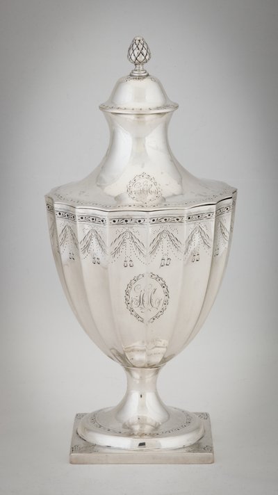 Sukkerurne, ca. 1795 (sølv) af Paul Revere